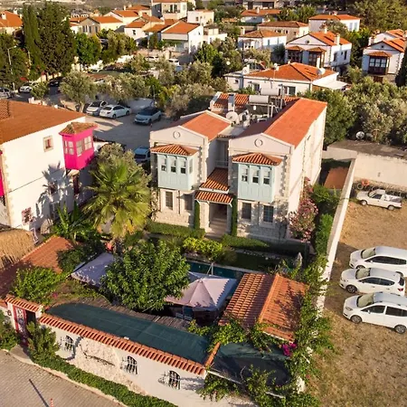 Cassiopeia מלון אלאקאטי