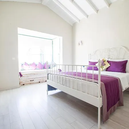 Cassiopeia מלון *