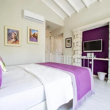Cassiopeia B&B
