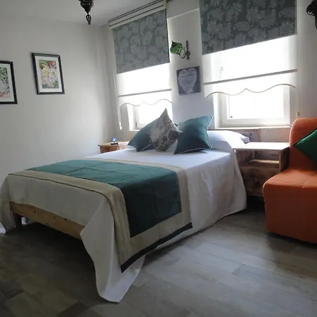 Cassiopeia מלון *