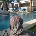 Cassiopeia Bed & Breakfast Alacati