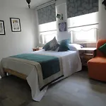 Cassiopeia Bed & Breakfast *