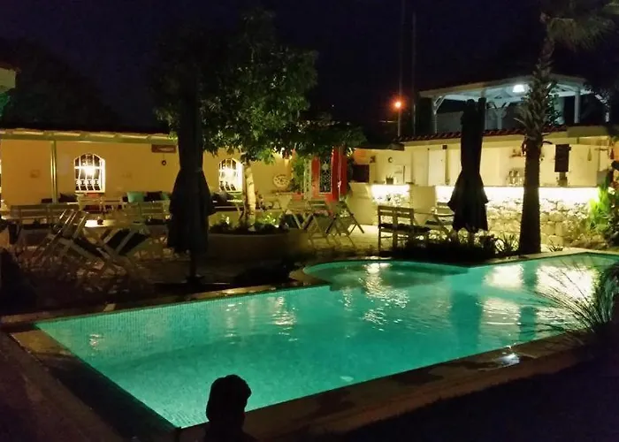 住宿加早餐酒店 Cassiopeia 阿拉恰特